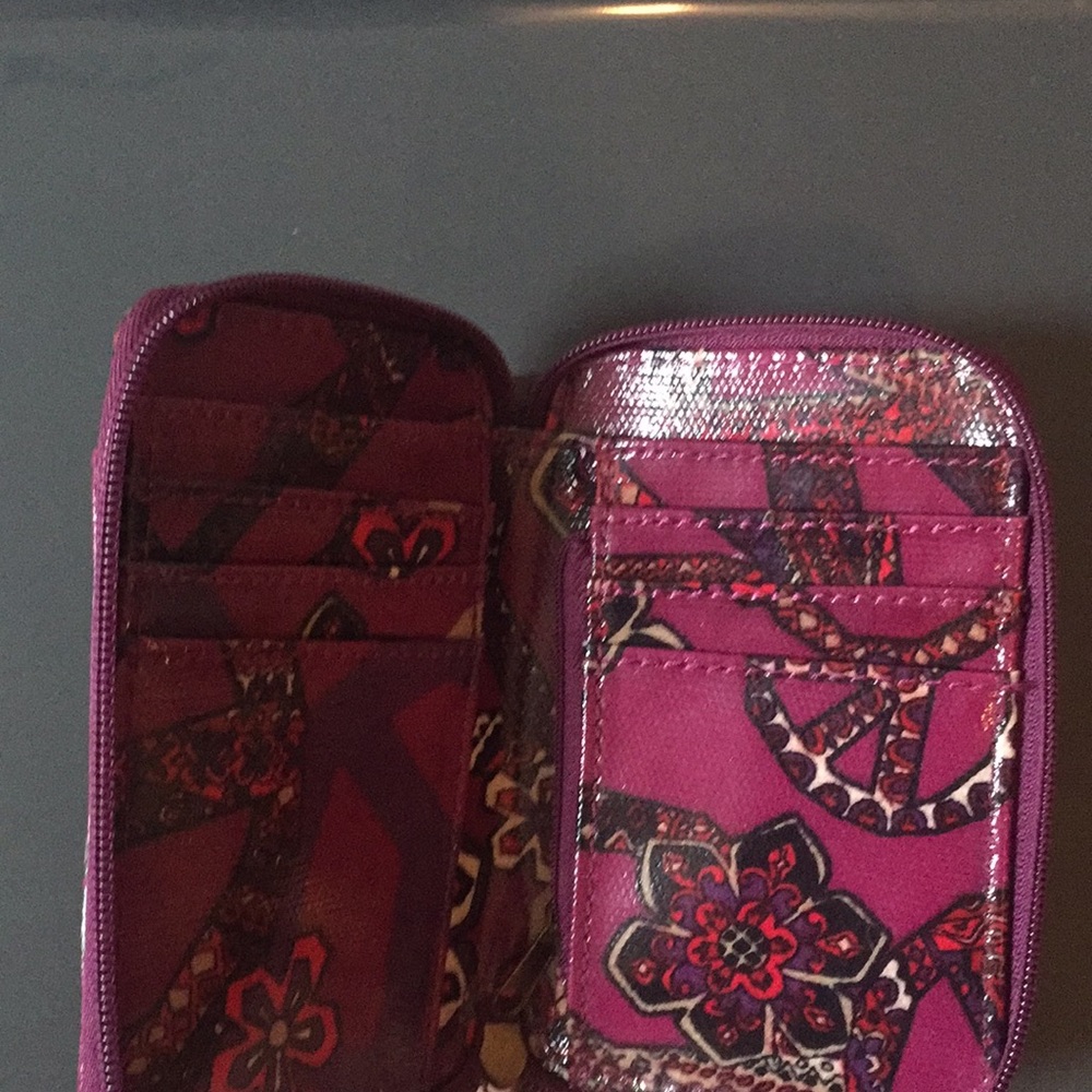 Earthy Wristlet - Picture 2 of 3